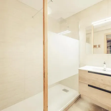 Moderne A 60 M² Avec Terrasse Privee * Châtel