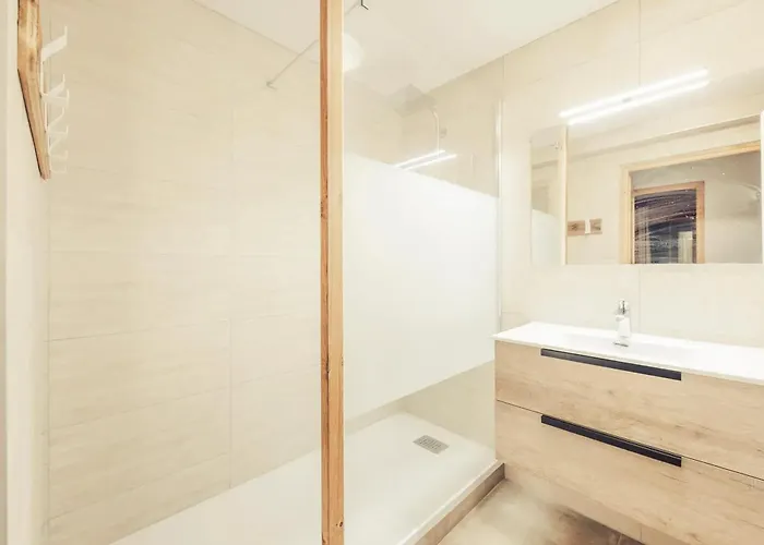 Moderne à 60 M² Avec Terrasse Privée * Châtel